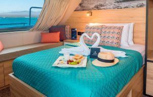 bonita main-deck-double-cabin-breakfast