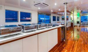 infinity yacht galapagos