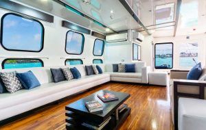 Natural Paradise Yacht