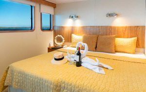 Galaxy Yacht Galapagos