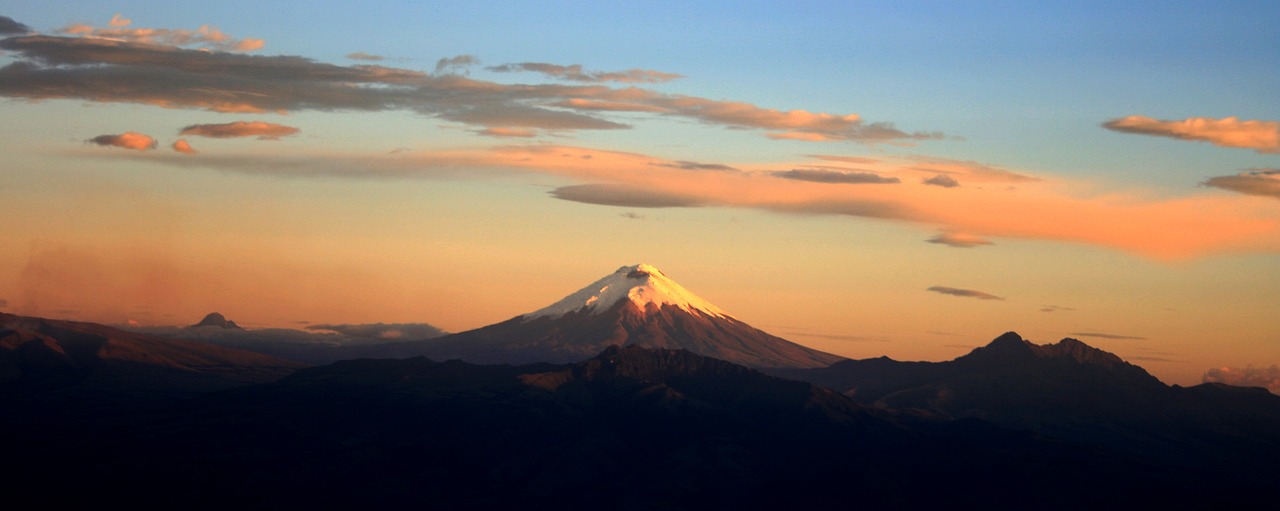 2 day cotopaxi and quilotoa tour